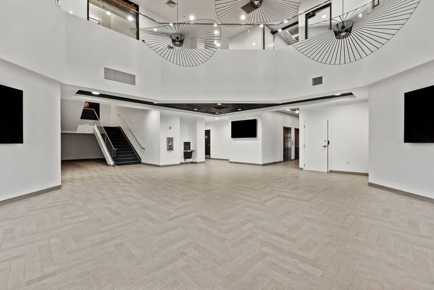 4393 S Riverboat Rd, Salt Lake City, UT for lease - Lobby - Image 3 of 12