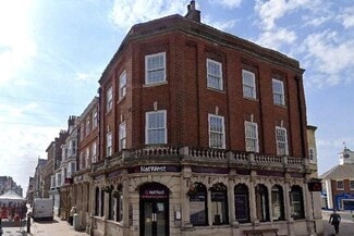 More details for 2-4 King St, Bridlington - Retail for Lease