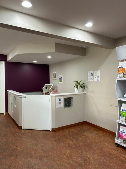 620 Fanshawe Park Rd E, London, ON for sale - Building Photo - Image 3 of 6