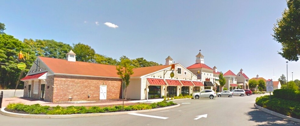 333-345 W Main St, Leola, PA for sale - Building Photo - Image 3 of 6