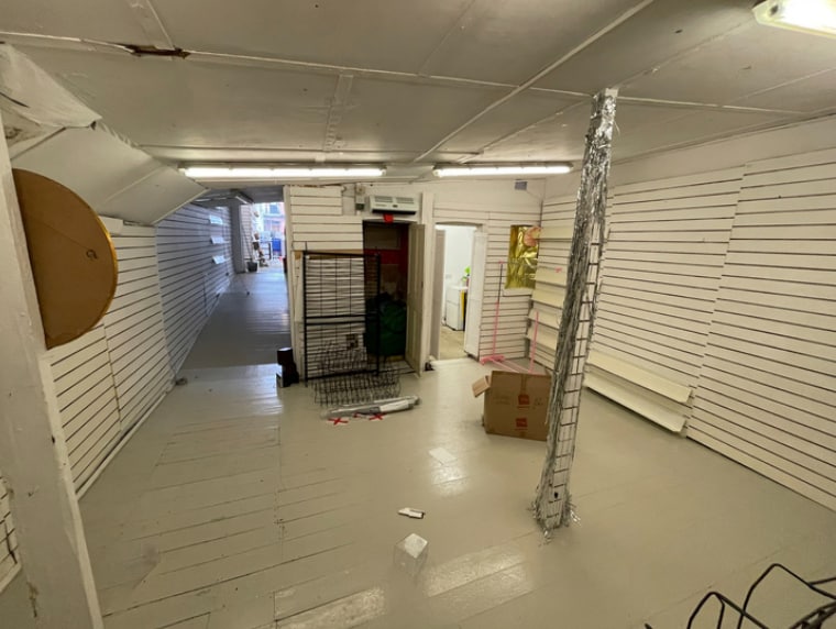 176 Wandsworth Bridge Rd, London for sale - Interior Photo - Image 2 of 4