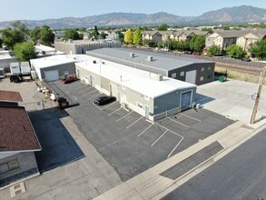 224 W Plymouth Ave, South Salt Lake, UT for sale Interior Photo- Image 2 of 12