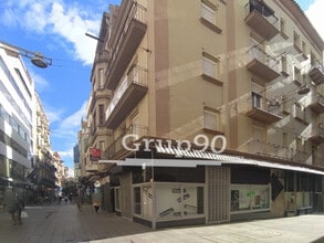 Retail in Lleida, Lérida for lease Interior Photo- Image 1 of 10
