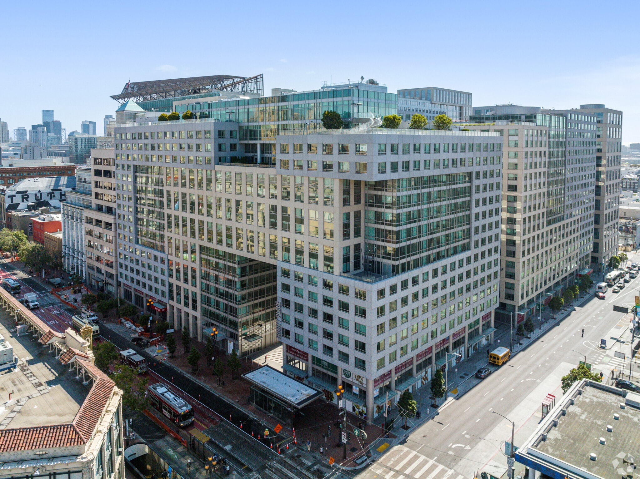 1177 Market St, San Francisco, CA for lease Building Photo- Image 1 of 104