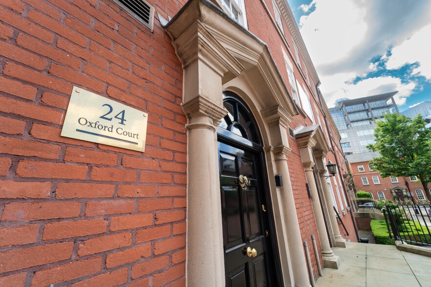 24 Oxford Ct, Manchester for lease - Building Photo - Image 3 of 10