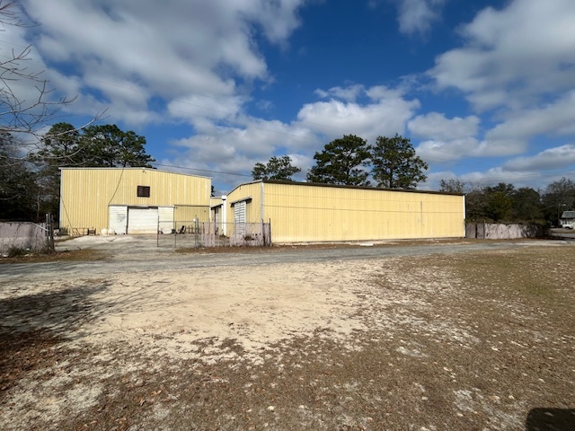 810 E Pine St, Jesup, GA for lease - Building Photo - Image 2 of 6