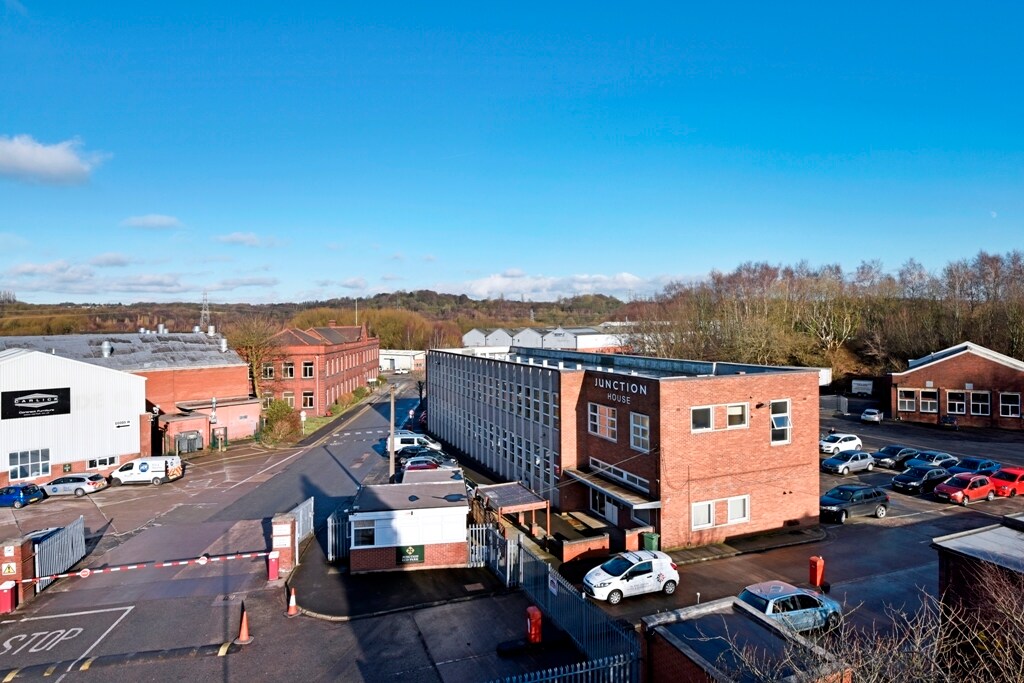 Rake Ln, Manchester, M27 8LT