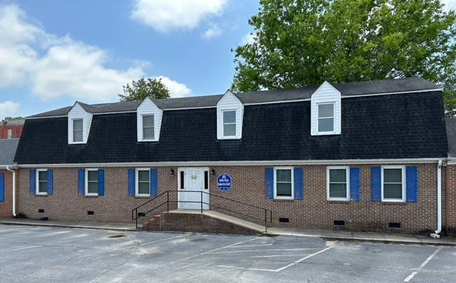 420 S Main St, Emporia, VA for lease - Building Photo - Image 1 of 4