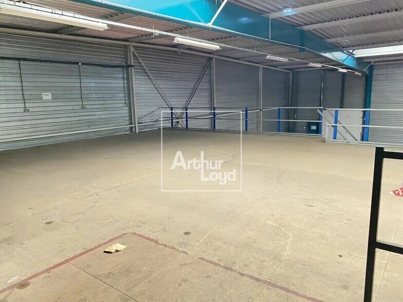 Flex in Lisses for sale - Interior Photo - Image 3 of 7