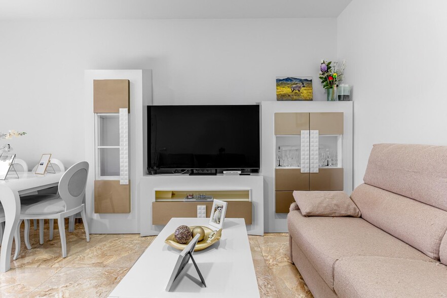 Calle José Antonio, 1, Huércal de Almería, Almería for sale - Interior Photo - Image 1 of 16