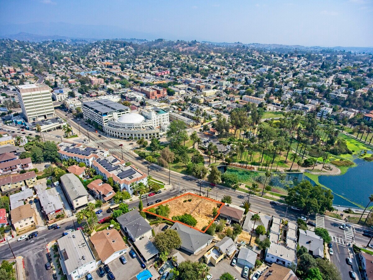 923 Glendale, Los Angeles, CA 90026