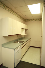 1000 Technology Dr, Fairmont, WV for lease Interior Photo- Image 2 of 7