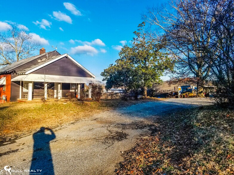 3046 Chestnut St, Scottdale, GA for sale - Building Photo - Image 1 of 1