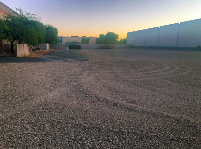 190 E Corporate Pl, Chandler, AZ for lease - Building Photo - Image 3 of 4