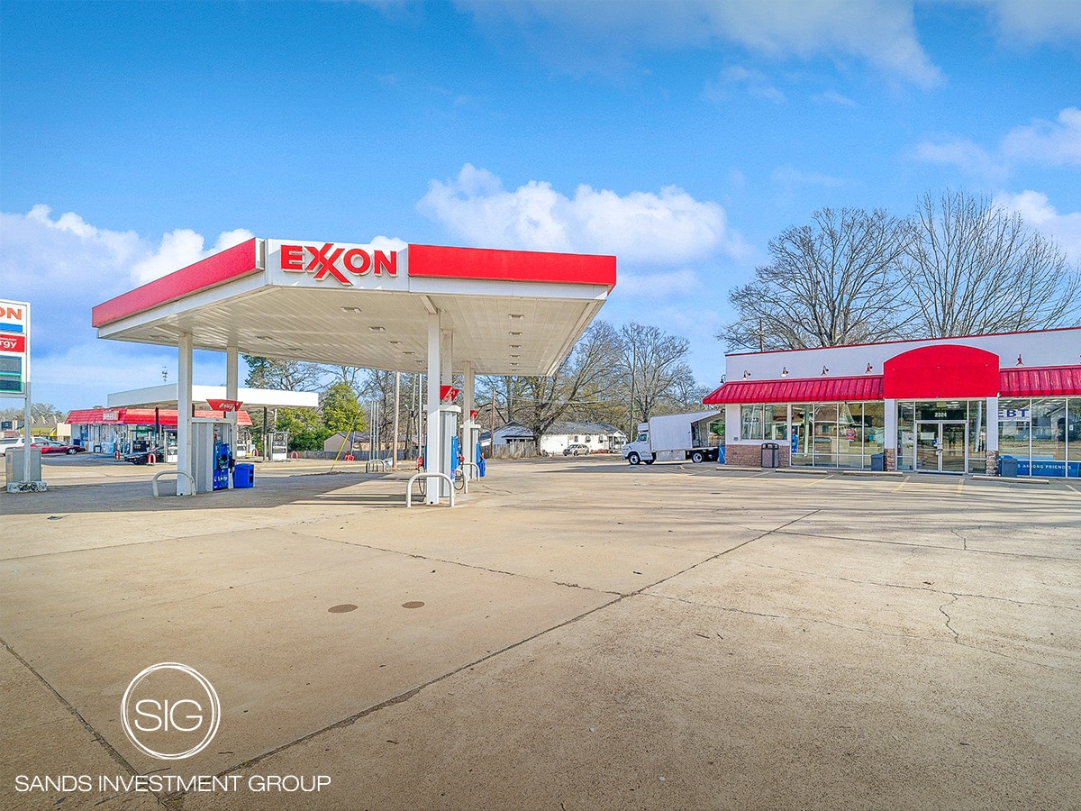 2324 N State Line Ave, Texarkana, AR for sale Building Photo- Image 1 of 5