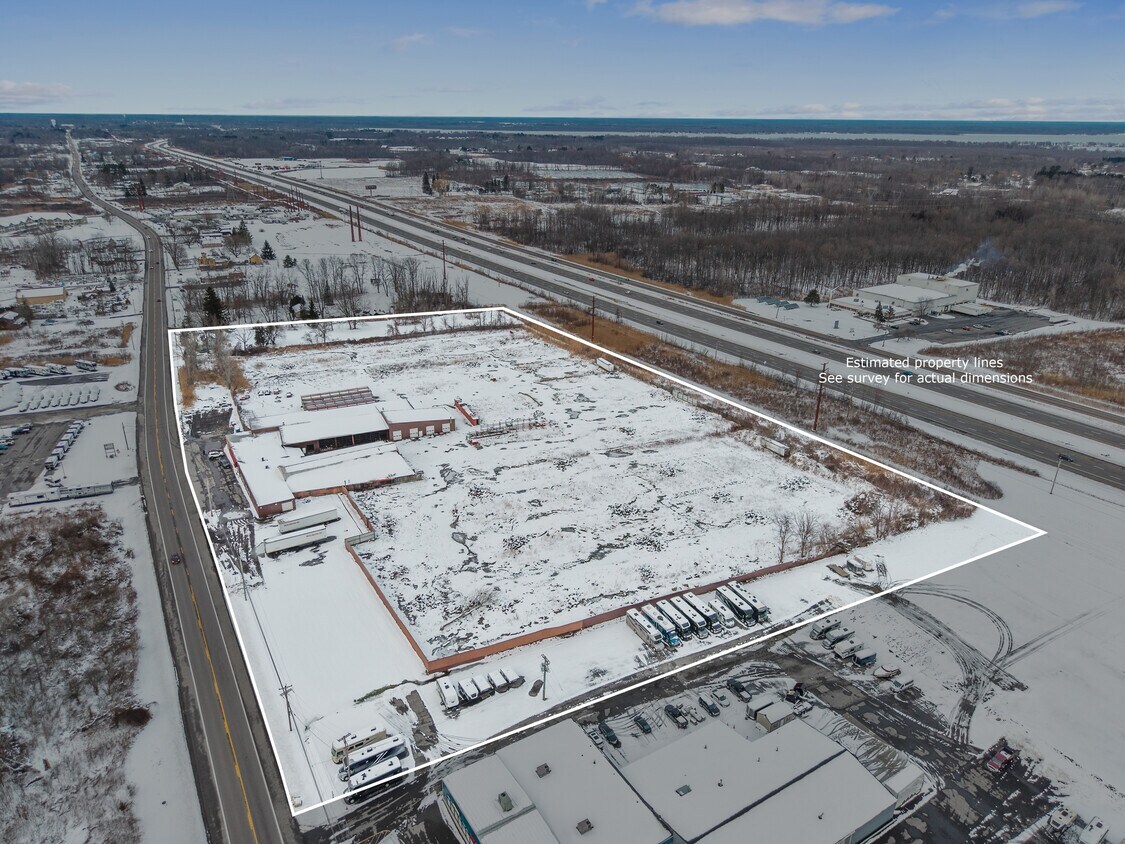 8574 Brewerton Rd, Cicero, NY for lease Interior Photo- Image 1 of 1