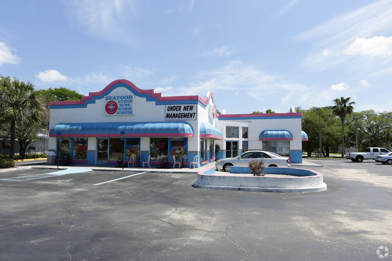 101 Monument Rd, Jacksonville, FL 32225