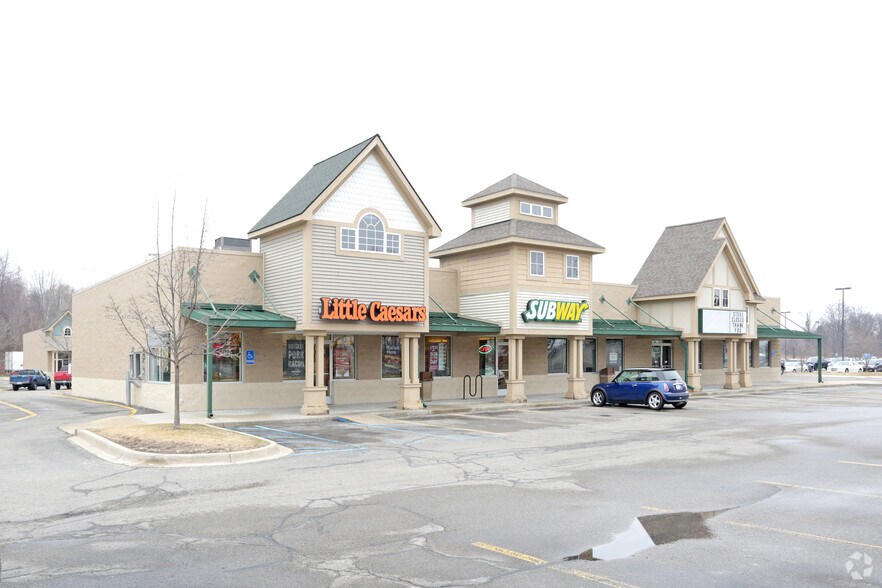 2600-2680 Pointe Tremble Rd, Algonac, MI for lease - Building Photo - Image 3 of 10