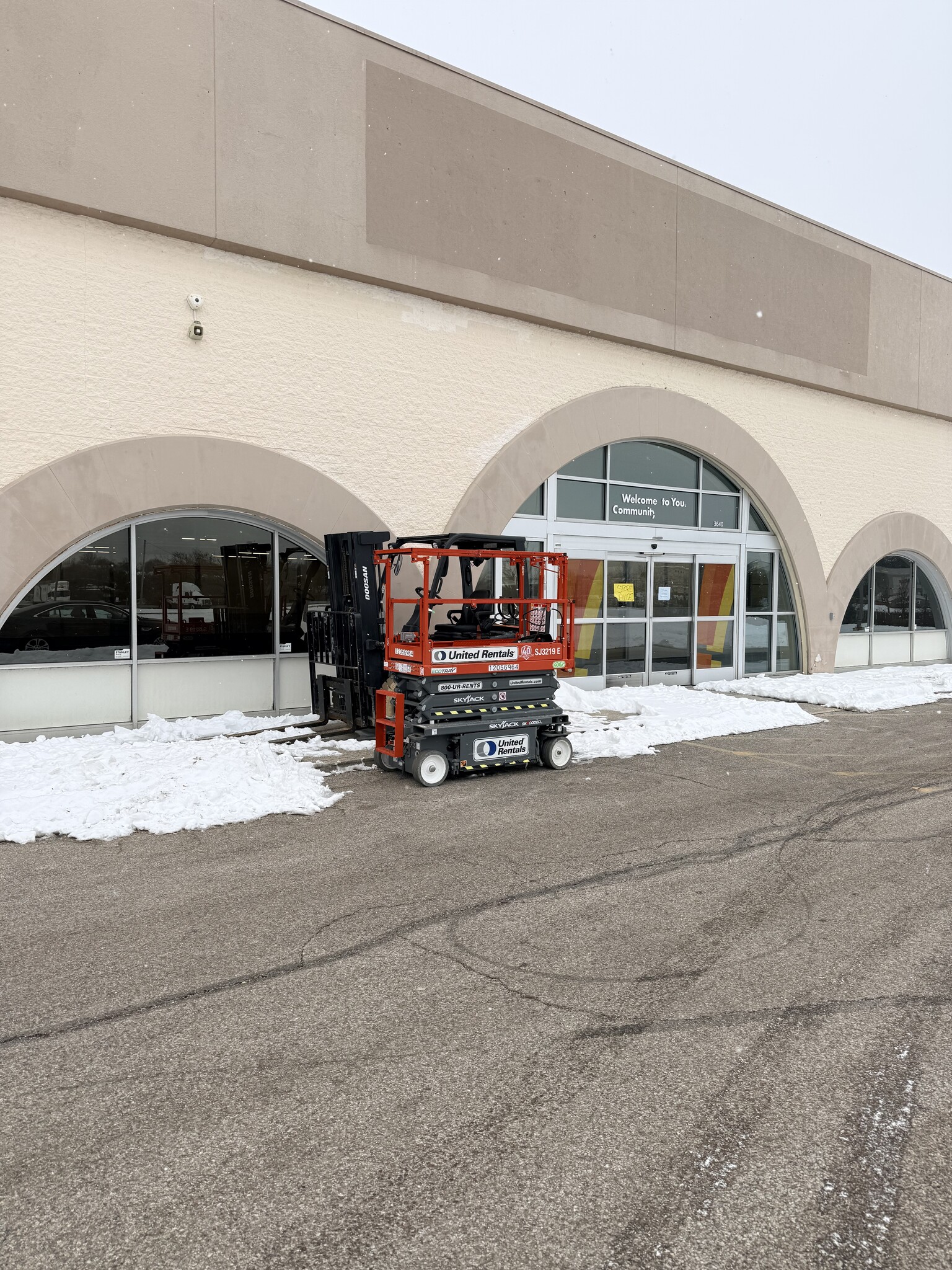 3634-3690 Werk Rd, Cincinnati, OH for lease Interior Photo- Image 1 of 10