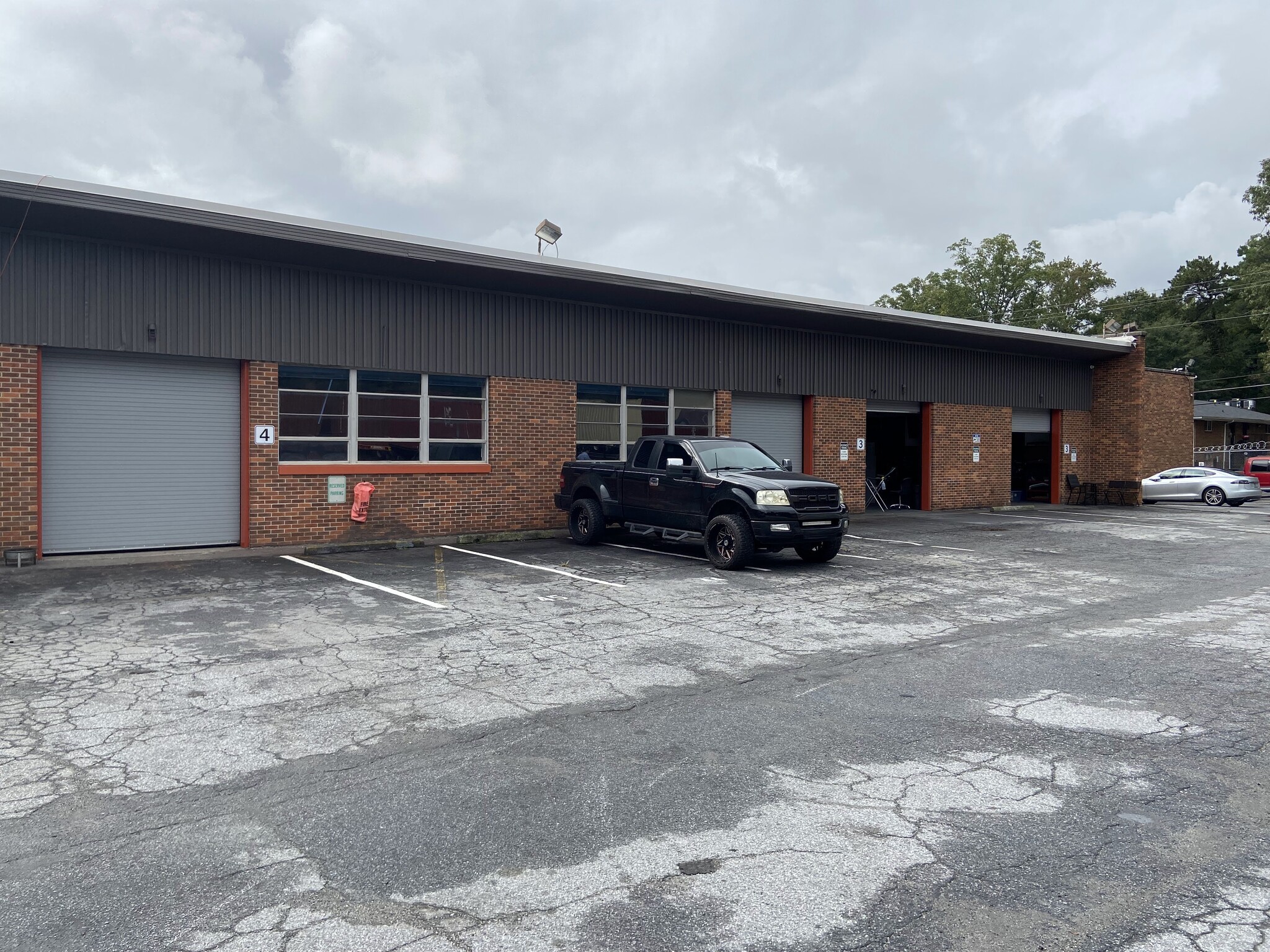 281 Mount Zion Rd SW, Atlanta, GA for lease Building Photo- Image 1 of 5