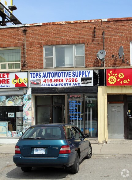 3458 Danforth Ave, Toronto, ON for sale - Primary Photo - Image 1 of 1