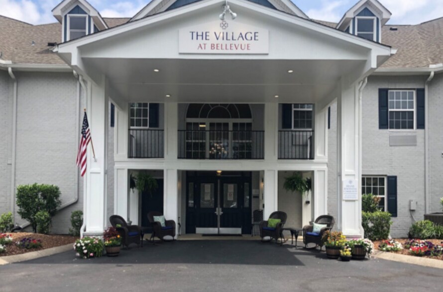 8118 Sawyer Brown Rd, Nashville, TN 37221