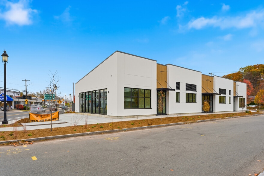 5 Fulton Ave, Northampton, MA for lease - Building Photo - Image 2 of 14