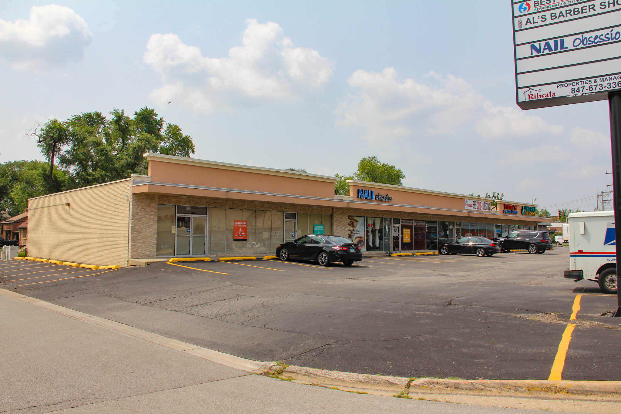 4731-4743 W Butterfield Rd, Hillside, IL for lease Building Photo- Image 1 of 5