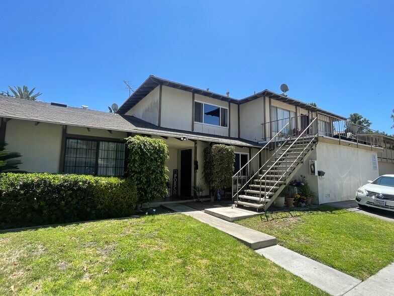 2732 W Orion Ave, Santa Ana, CA for sale - Building Photo - Image 3 of 5