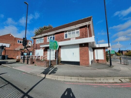 2 Moat Rd, Walsall for lease Building Photo- Image 1 of 4