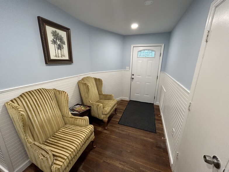 1544 State Rd, Summerville, SC for lease - Interior Photo - Image 3 of 13