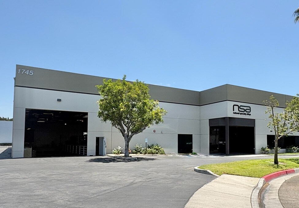 1745 St Thomas Cir, Orange, CA for lease Interior Photo- Image 1 of 1