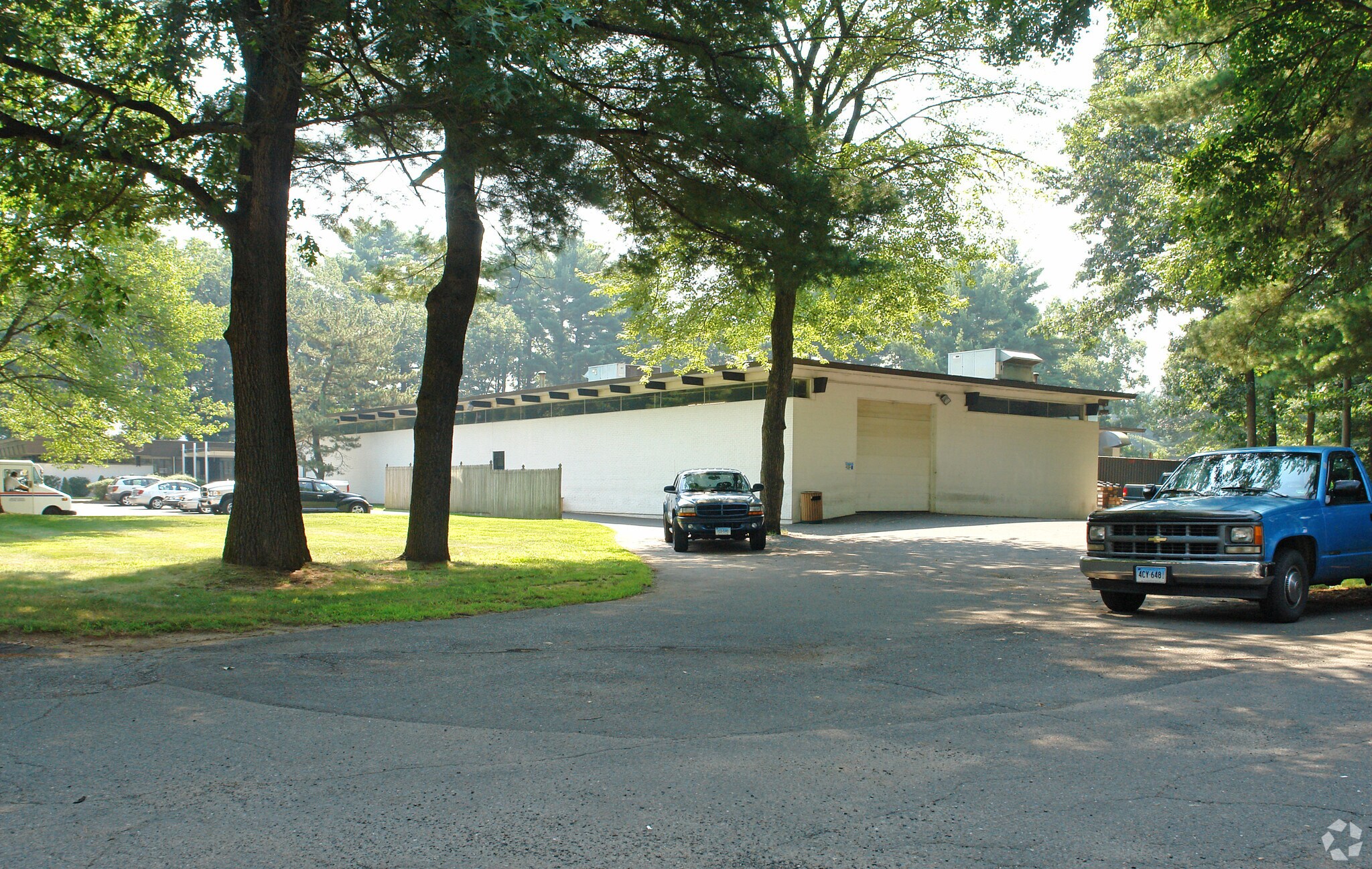 25 Spring Ln, Farmington, CT for sale Primary Photo- Image 1 of 1