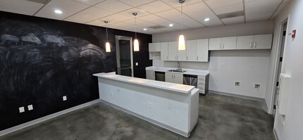 280 Interstate N Cir, Atlanta, GA for lease Interior Photo- Image 1 of 9