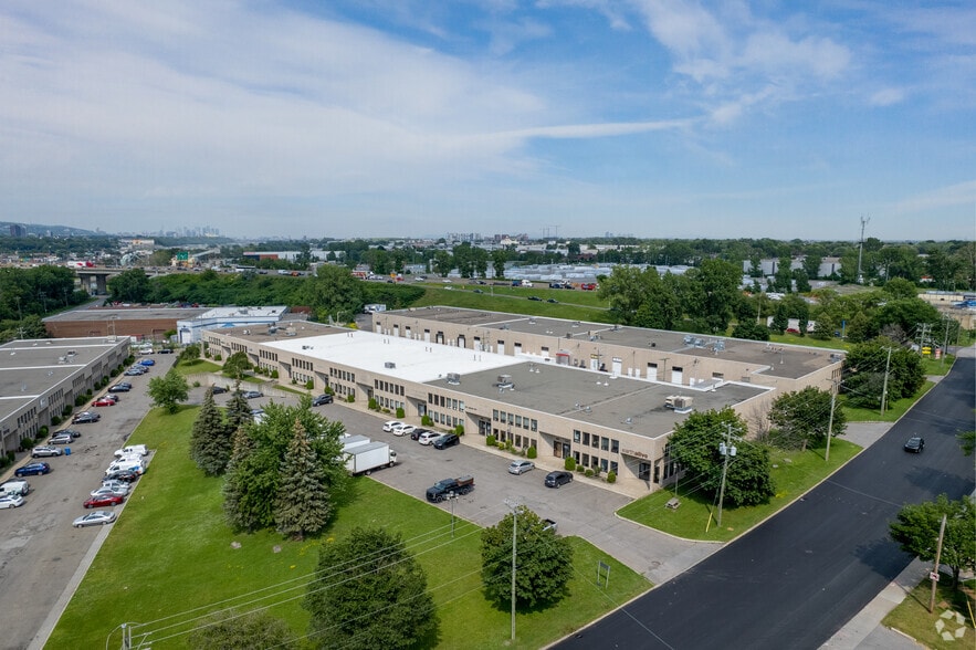 9649 Rue Saint-Clément, Montréal, QC for sale - Aerial - Image 3 of 3