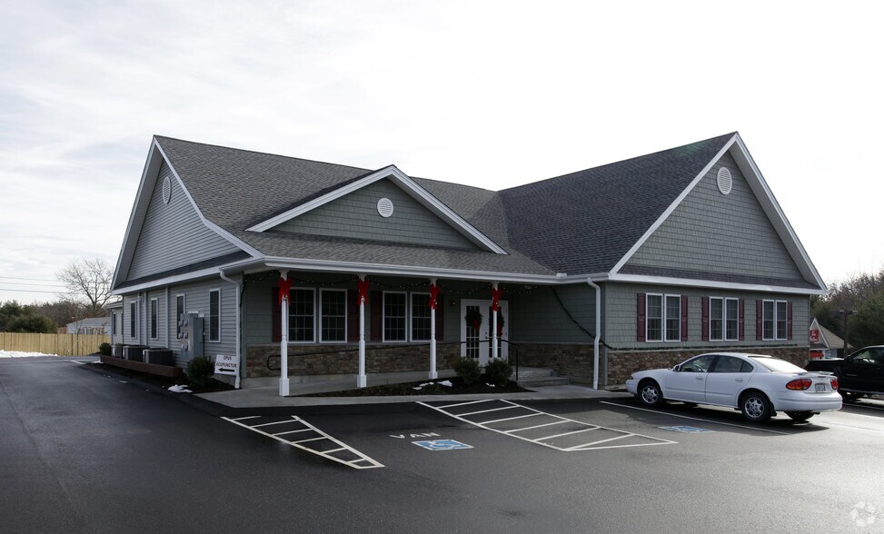 66 Nooseneck Hill Rd, West Greenwich, RI for sale - Primary Photo - Image 1 of 1