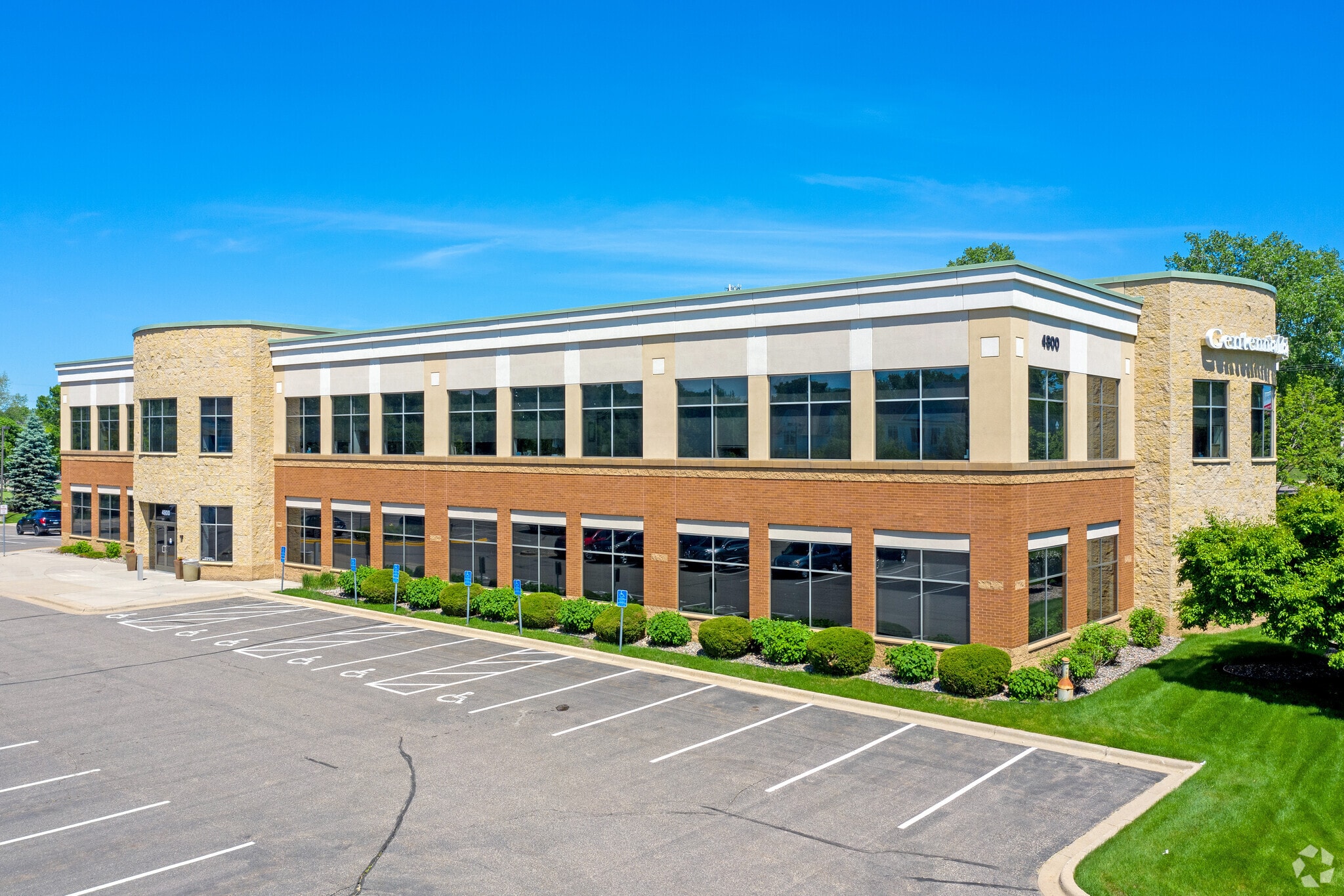 4800 Olson Memorial Hwy, Golden Valley, MN for lease Primary Photo- Image 1 of 37