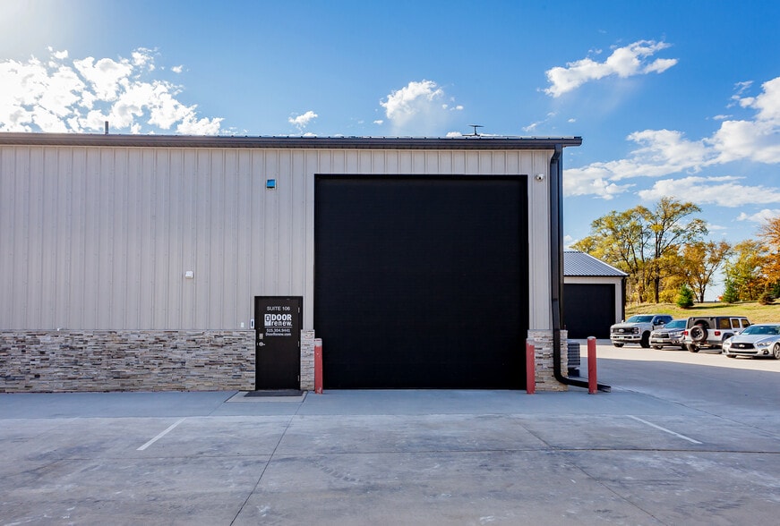 7640 SW 22nd St, Des Moines, IA for sale - Building Photo - Image 3 of 12