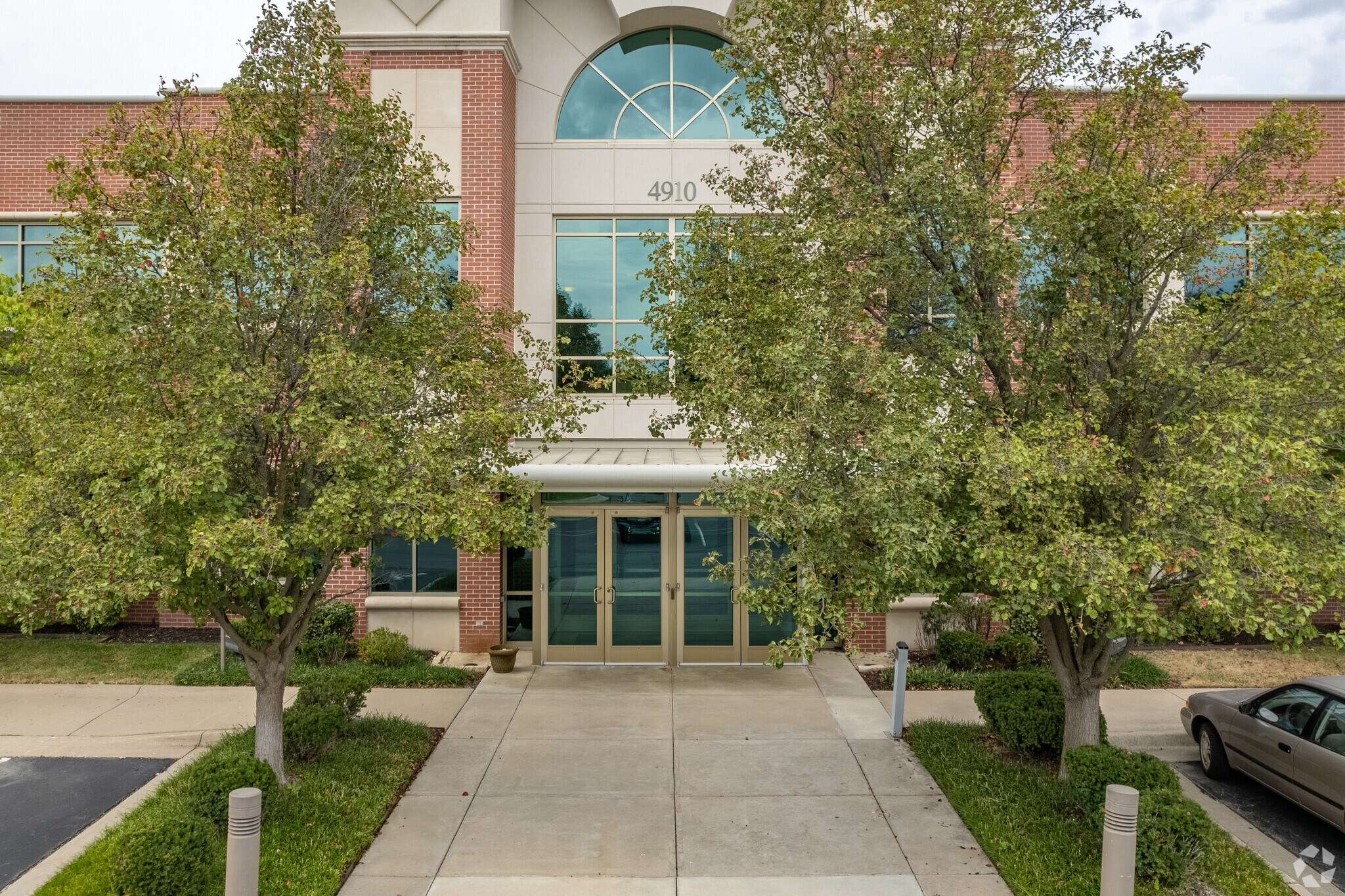 4910 Corporate Centre Dr, Lawrence, KS 66047 Wakarusa Corporate Centre I