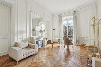 1 Rue François Ier, Paris for lease Interior Photo- Image 1 of 16