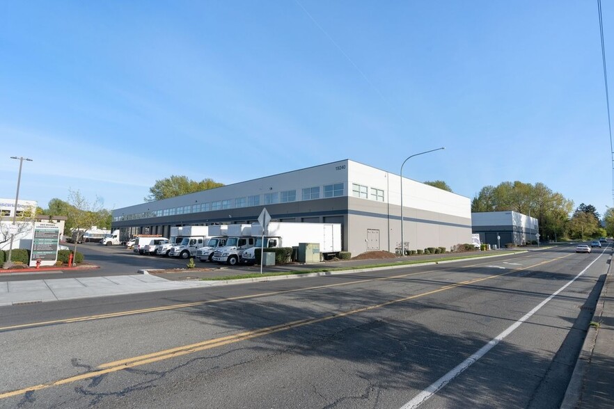 19240 Des Moines Memorial Dr, Seatac, WA for lease - Building Photo - Image 2 of 12