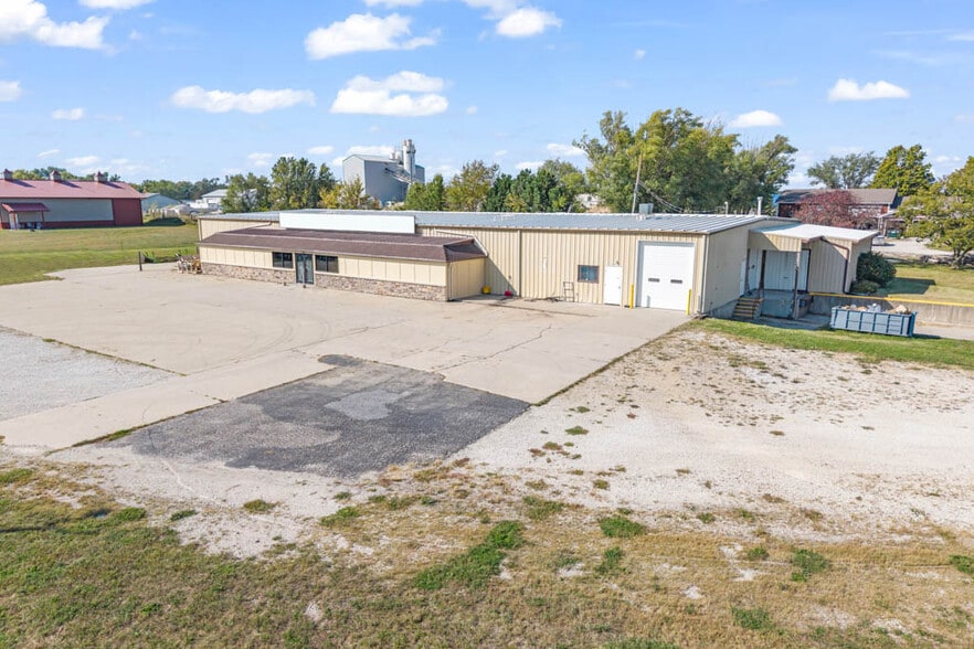 1106 N 10th St, Winterset, IA for sale - Building Photo - Image 1 of 31