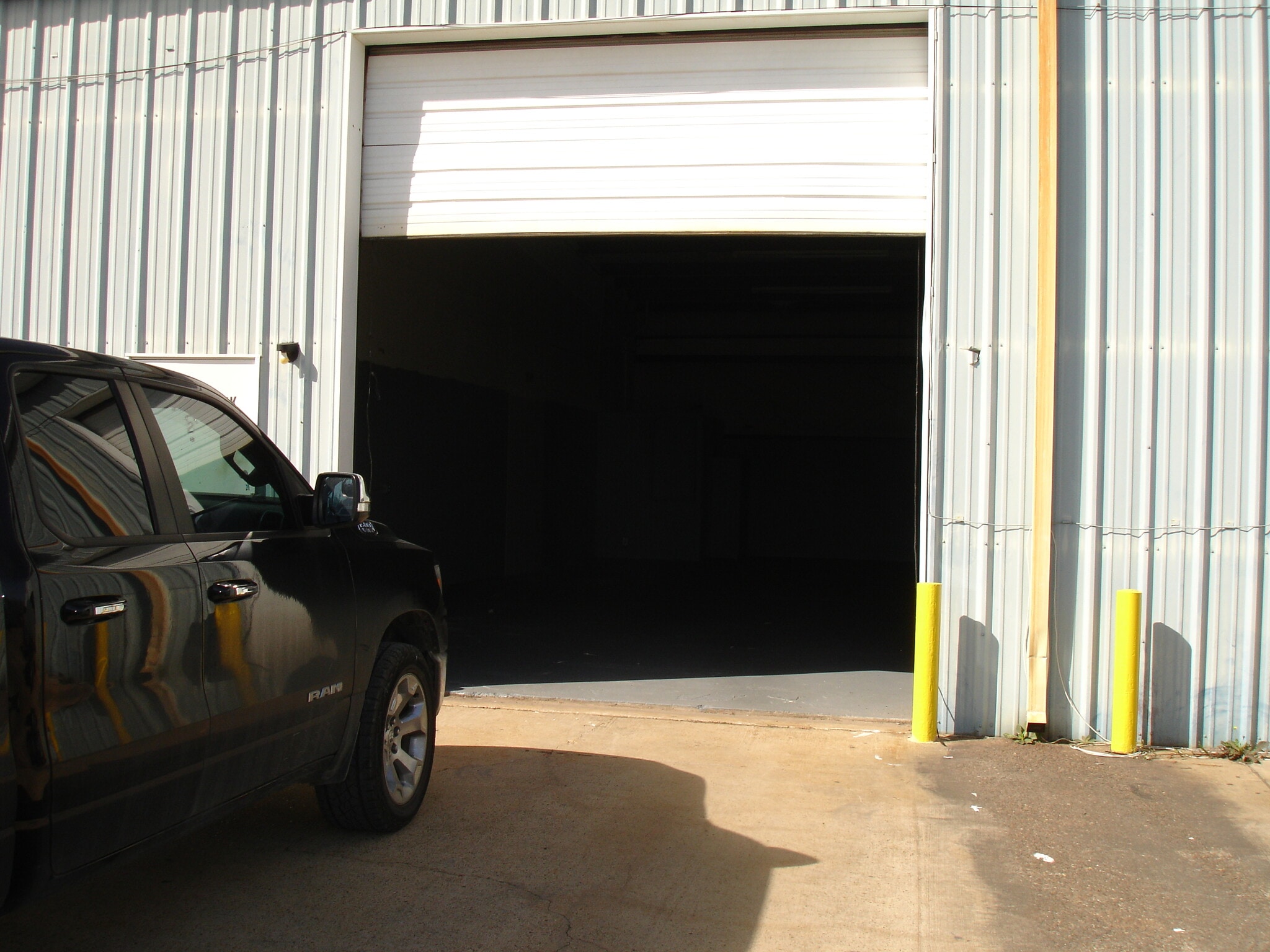 3915 Halik St, Pearland, TX for lease Building Photo- Image 1 of 8