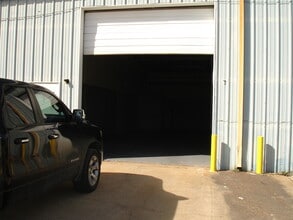 3915 Halik St, Pearland, TX for lease Building Photo- Image 1 of 8