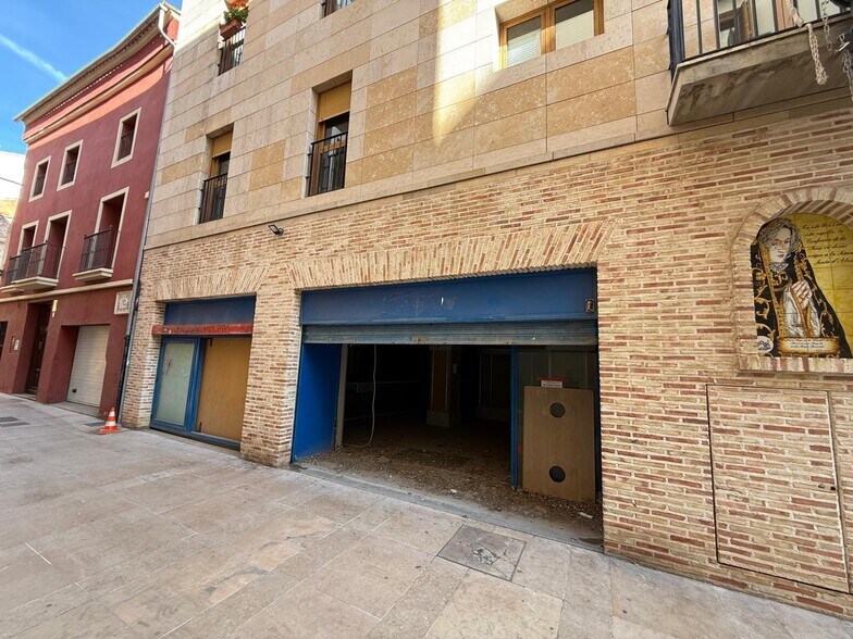 Retail in Alzira, Valencia for lease - Building Photo - Image 3 of 20