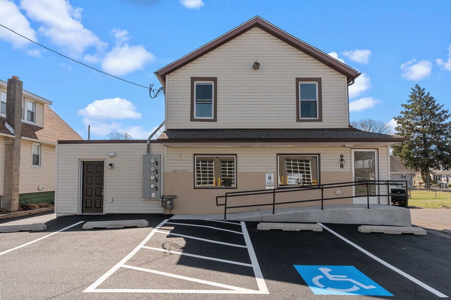 908 State Rd, Croydon, PA for sale - Primary Photo - Image 1 of 1