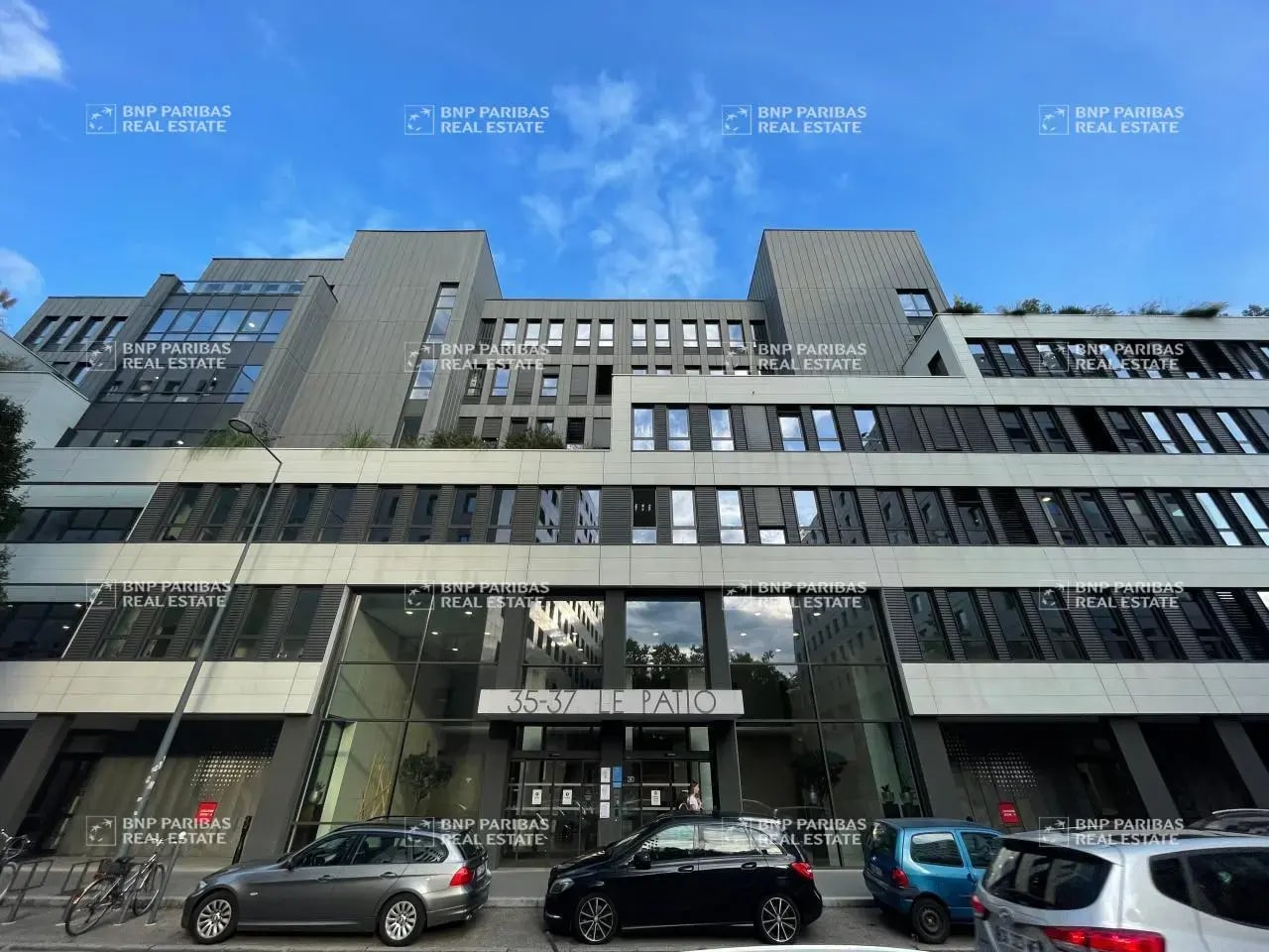 Office in Villeurbanne for lease Building Photo- Image 1 of 11