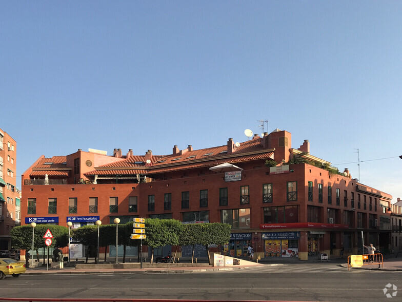 Calle Don Juan i, I 30, Alcalá De Henares, Madrid for lease - Building Photo - Image 2 of 2