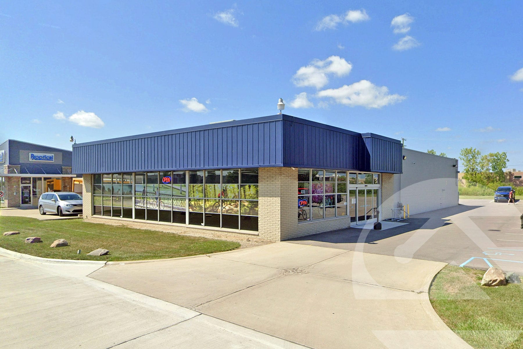 22720 Allen Rd, Trenton, MI for lease Primary Photo- Image 1 of 2