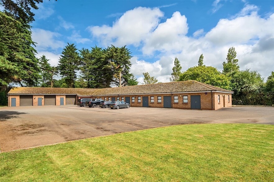 Par Moor Rd, St Austell for sale - Primary Photo - Image 1 of 1